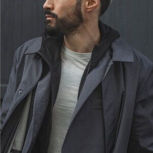 NWT Men's icebreaker City Label Cool-Lite™ Merino Travel Trench Coat SMALL